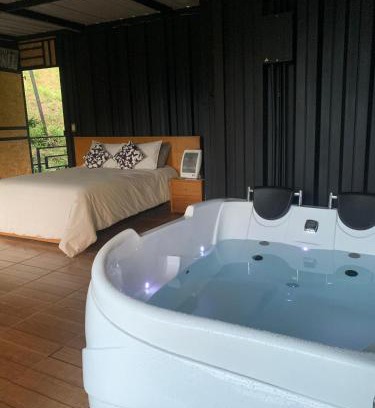 El Penol Cabina | Cabañas Ecologe BLESS