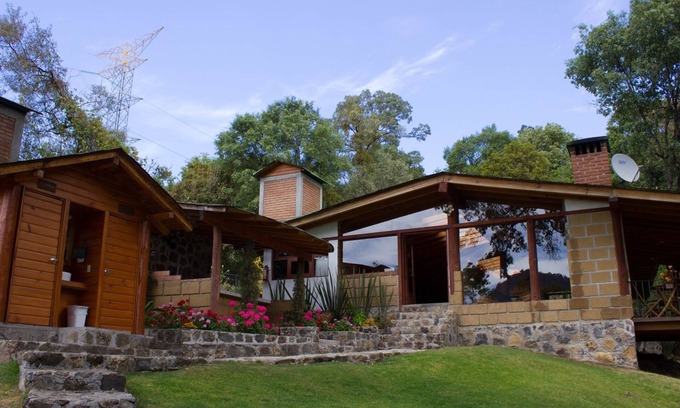 Valle de Bravo Hotel | Cabañas El Estribo Hotel