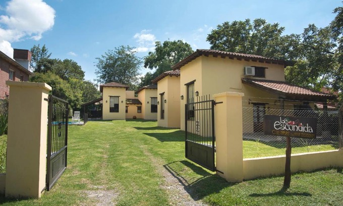 Villa San Lorenzo Cabina | Cabañas La Escondida