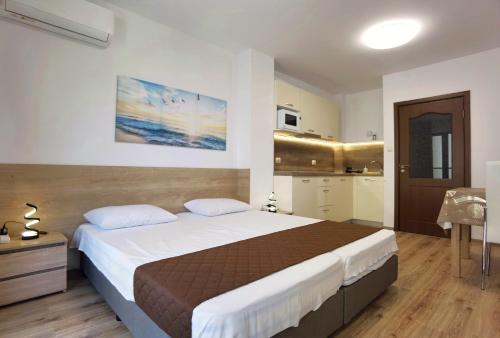 Primorski Apartamento | Cabacum Pleasure Beachfront Apartments
