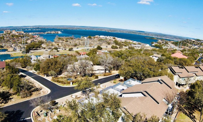 Horseshoe Bay Casa | Caballo Bay at Horseshoe Bay | Sylish Retreat with Stunning Lake LBJ Views, Pool
