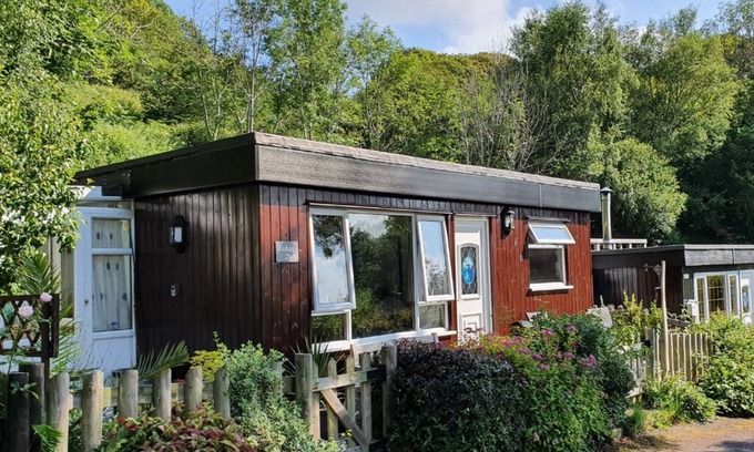 Aberdovey Chalet De Esquí | Caban Dyfi – A tranquil, dog-friendly woodland escape near Aberdovey, Wales