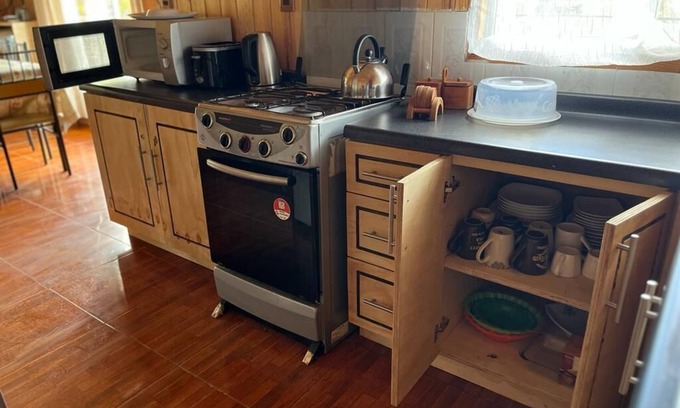 Pucon Cabaña | Cabaña 3-bedroom cottage in Pucon with stunning views