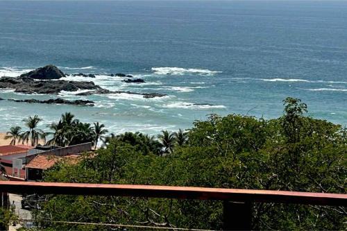 San Agustinillo Casa | Cabana Alegria - Ocean View Home - 2 Master Suites