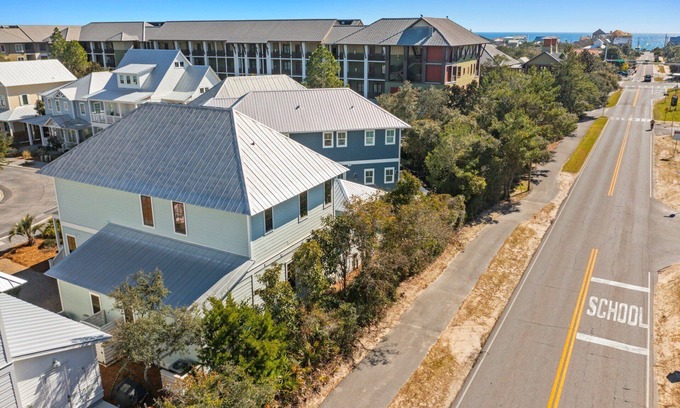 Lakeside at Blue Mountain Beach Casa | CABANA BLU: New Listing! Private Community, Beautiful Large Pool, Easy Beach Access