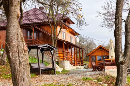 Cimpeni Casa | Cabana Dealu Capsei