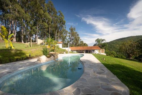 Araras Casa | Cabana do Alto - Design e Aconchego na Natureza