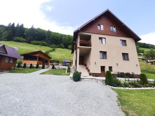 Arieseni Casa | Cabana Lazea