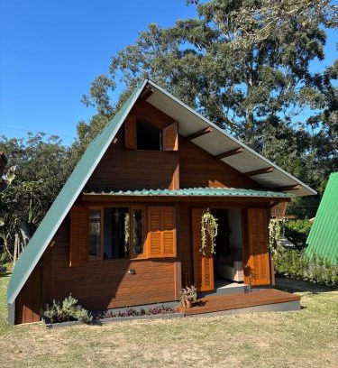 Rio Vermelho Norte Casa | Cabana Moçambique, AC, vaga e trilha para praia!