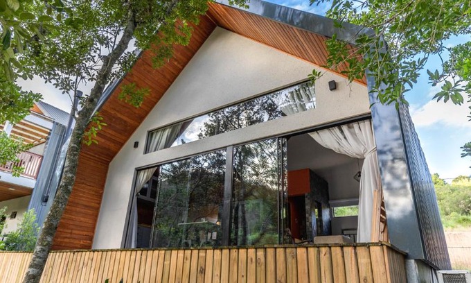 Biguacu Casa | Cabana Vista para o Lago