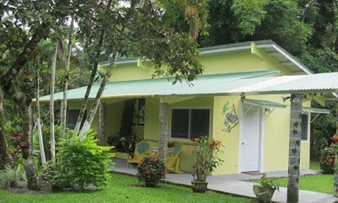 El Valle de Anton Cabina | Cabanas Potosi, El Valle de Anton, Panamá (Birders-Nature Lovers-Waterfalls-ETC)