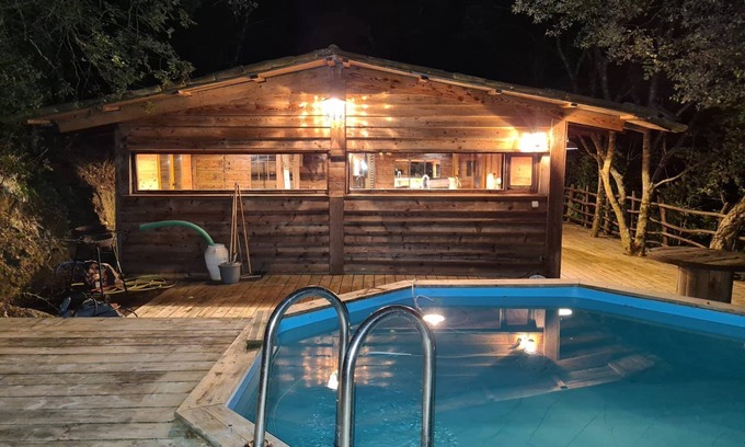 Sartene Chalet De Esquí | Cabane Avec Piscine au Cœur du Maquis