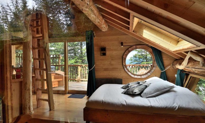La Tour-dʼAuvergne Chalet De Esquí | Cabanes des Volcans