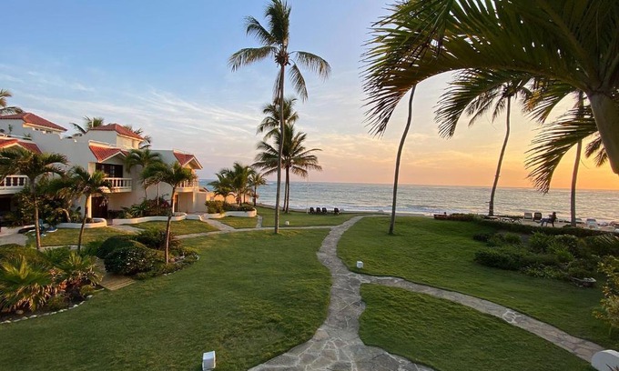 Cabarete Apartamento | Cabarete Beachfront Condos at Nanny Estate C-5