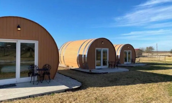Seguin Cabina | Cabernet Cabin