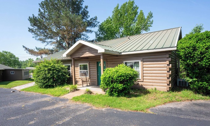 Buchanan Cabina | Cabin 1 at Fishtale Lodge