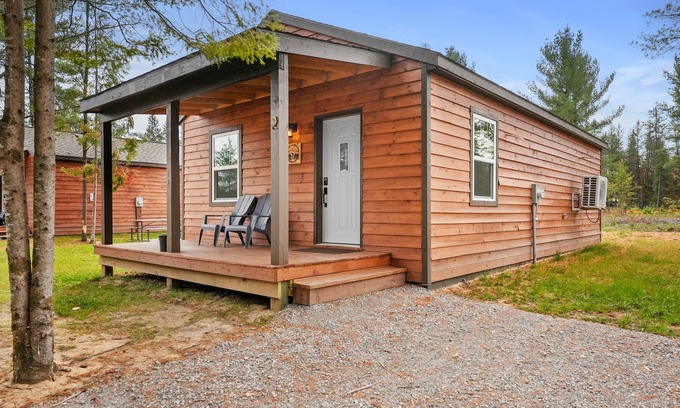 Atlanta Cabina | Cabin #1 at Northern Comfort with opt. side x side rental
