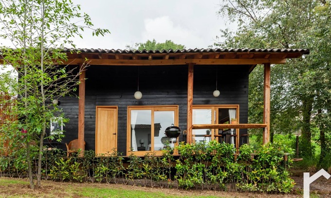 Valle de Bravo Cabina | Cabin 2 El Aile: In the forest of San Simón