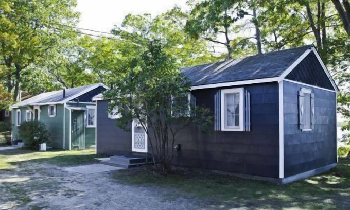 Carp Lake Cabina | Cabaña # 2 - M Den (cabina de 2 habitaciones)