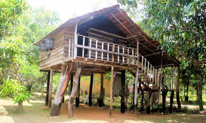 Habarana Cabina | Cabin 2 Twin Beds - Eagles Wing's Guest House