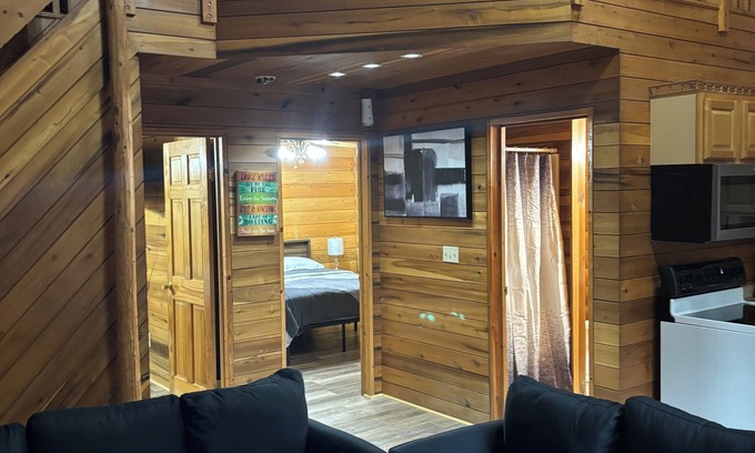 Clear Creek Cabina | {CABIN #3 of 4} "THE RELAXATION"... YOUR HOME AWAY FROM HOME...
