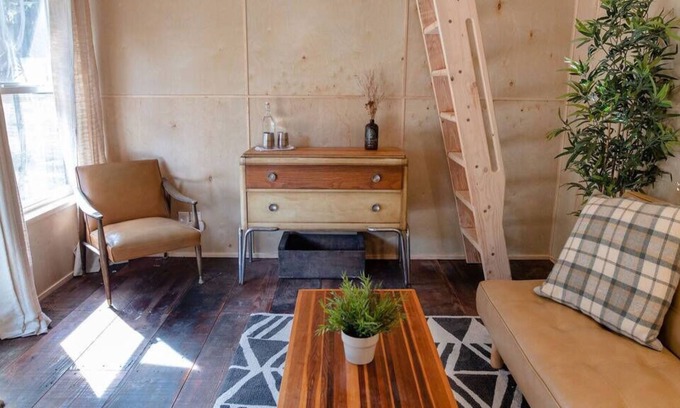 Samoa Apartamento | Cabin 5 at Humboldt Bay Social Club