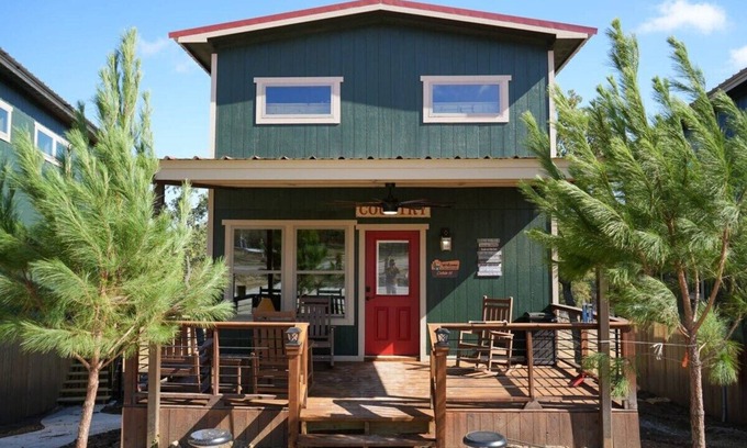Bridgeport Cabina | Lake Bridgeport, Modern, Hot Tub, FirePit, Sauna