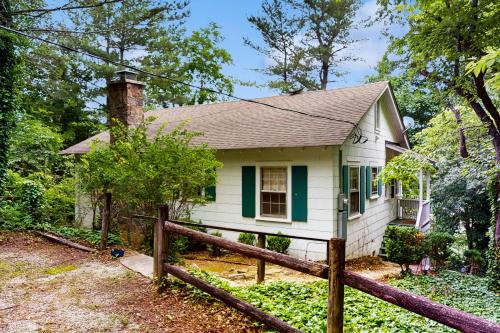 Lake Lure Casa | Cabin at Lake Lure