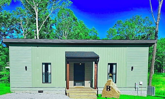 Crossville Cabina | Cabin B - Basses Creek Cabins - Nature, Golf, swim, hike!