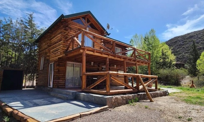 Potrerillos Cabina | Cabaña a orillas del rio Mendoza