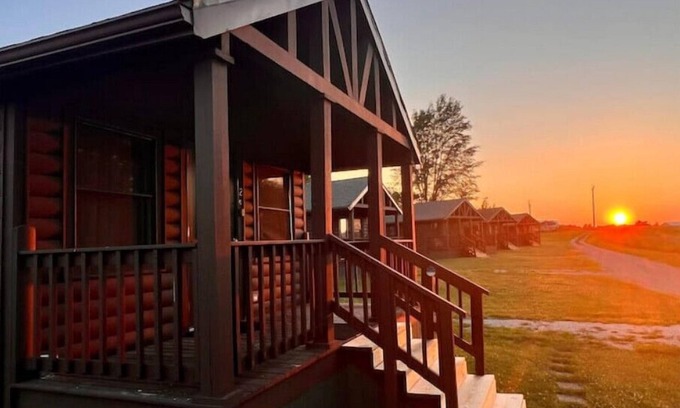 Columbia Cabina | Cabin close to Lake Rathbun #3
