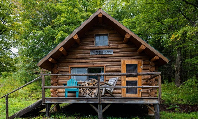 Greenville Casa | Cabin, Double, Bunkbed, Twin and Shared Bathroom