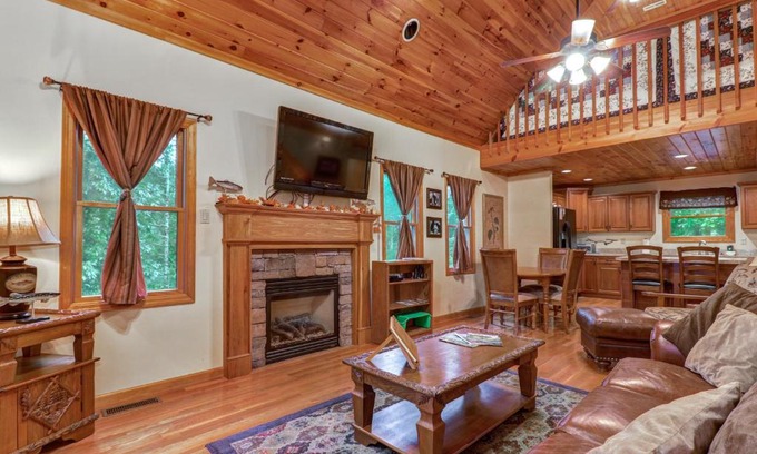 Townsend Casa | Cabin Fever