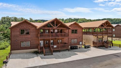 Caton Casa | Cabin Fever Vacation