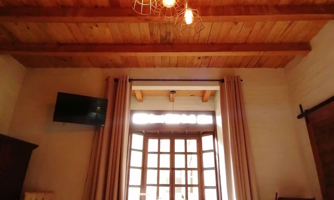 Mascota Casa | Cabin for 8 people - Firepit, BBQ area & Nature at Rancho La Esmeralda