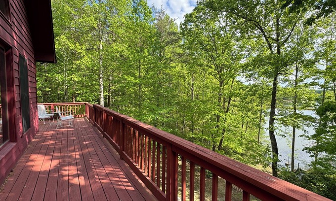 Helen Cabina | Cabin Getaway in North GA Mountains