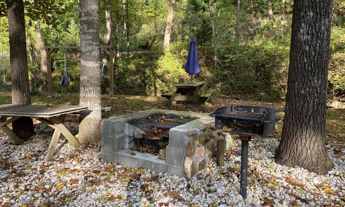 Mount Airy Cabina | Cabin Guest Suite Retreat ft Million Dollar View!