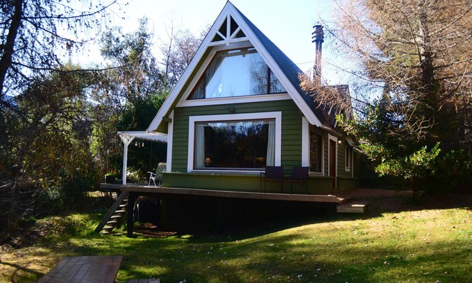 Lolog Cabina | Cabaña en el bosque, en el Lago Lolog