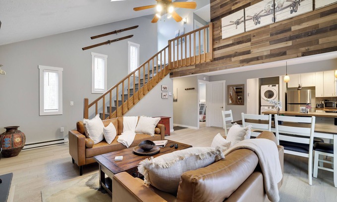 Tobyhanna Cabina | Cabin in the heart of Poconos! A Pocono Bliss! Close to Kalahari and Camelback