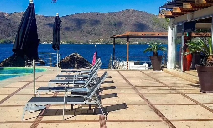 La Laguna Cabina | Cabin in the Middle of the Forest and Lake - Pool
