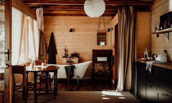Jindabyne Cabina | Cabin in the Snowy Mtns - 5 mins > Jindabyne