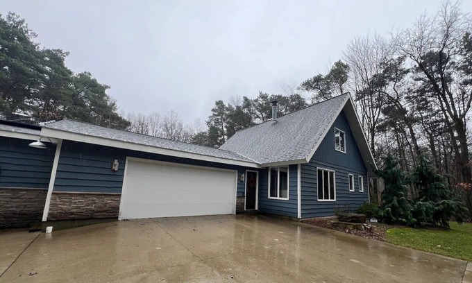 Hamilton Casa | Cabin in the Woods-CIW Peaceful retreat adjacent 50,000 acres of public