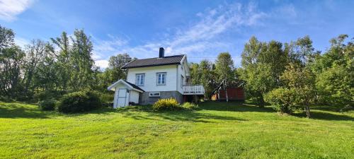 Botnhamn Casa | Cabin magic on Senja, atmosphere like a fairytale