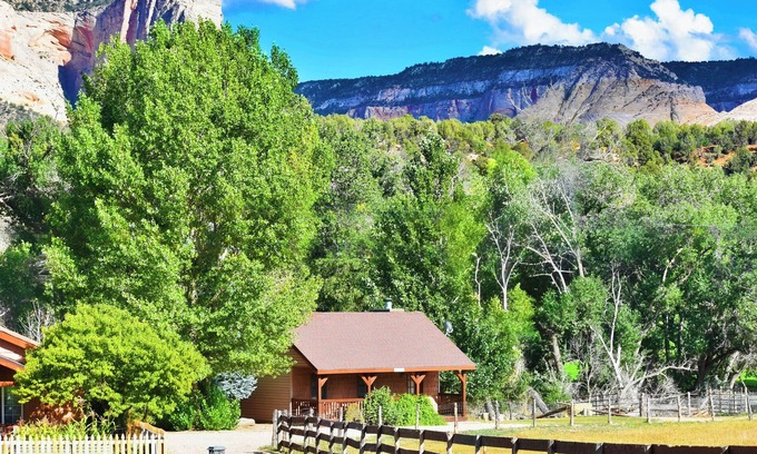 Zion National Park East Entrance Cabina | Cabina - ¡Gran desayuno incluido! ¡Quédate en East Zion y visita Bryce también!