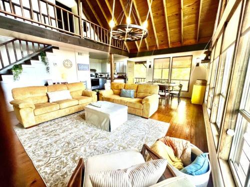 South Toledo Bend Casa | Cabin Nestled on Skiers Cove South Toledo Bend Lake 3 bedroom-5 beds