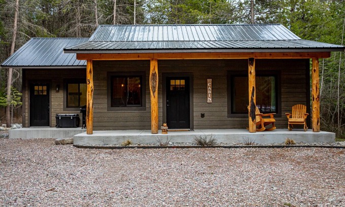 Columbia Falls Cabina | Cabin on 8 acres!