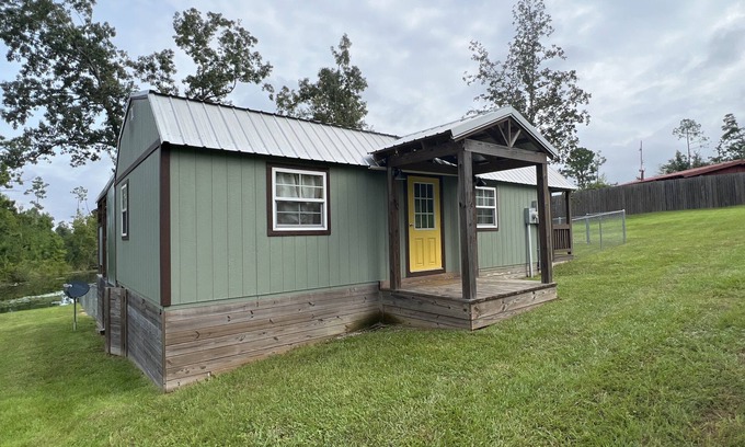 Donalsonville Cabina | Cabin on Lake Seminole with dock and boat launch! Sleeps 6