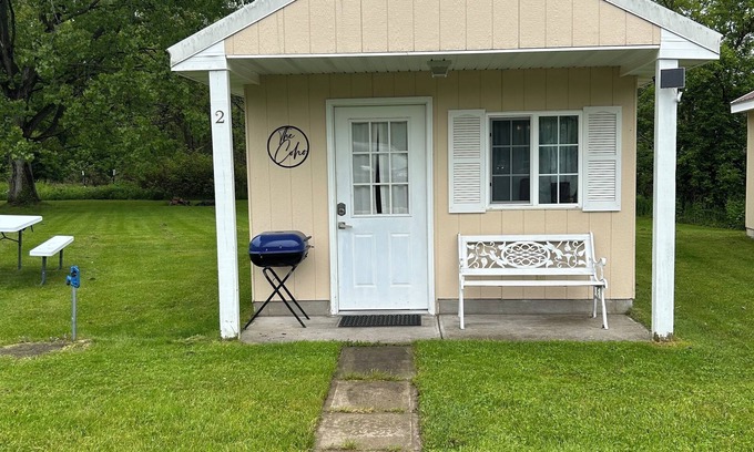 Fair Haven Cabina | Cabin on main. Walking distance to all attractions