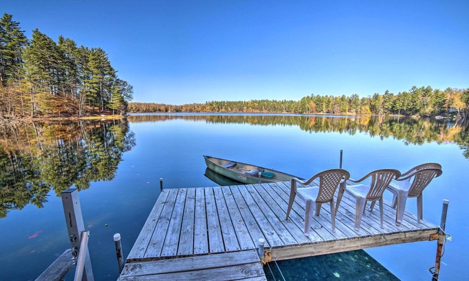 Wetmore Cabina | Spacious Powell Lake Cabin: Lake & Trail Access!