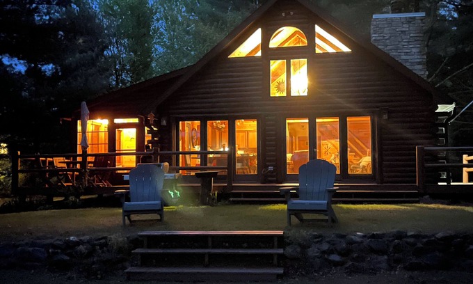 New Lisbon Cabina | Cabin on the Lake with sunset views.